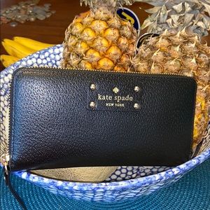 Black Kate Spade Wallet